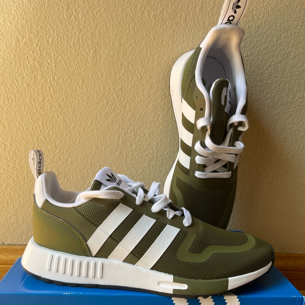 ❌SOLD❌Adidas MULTIX SHOES - Picture 2 of 11